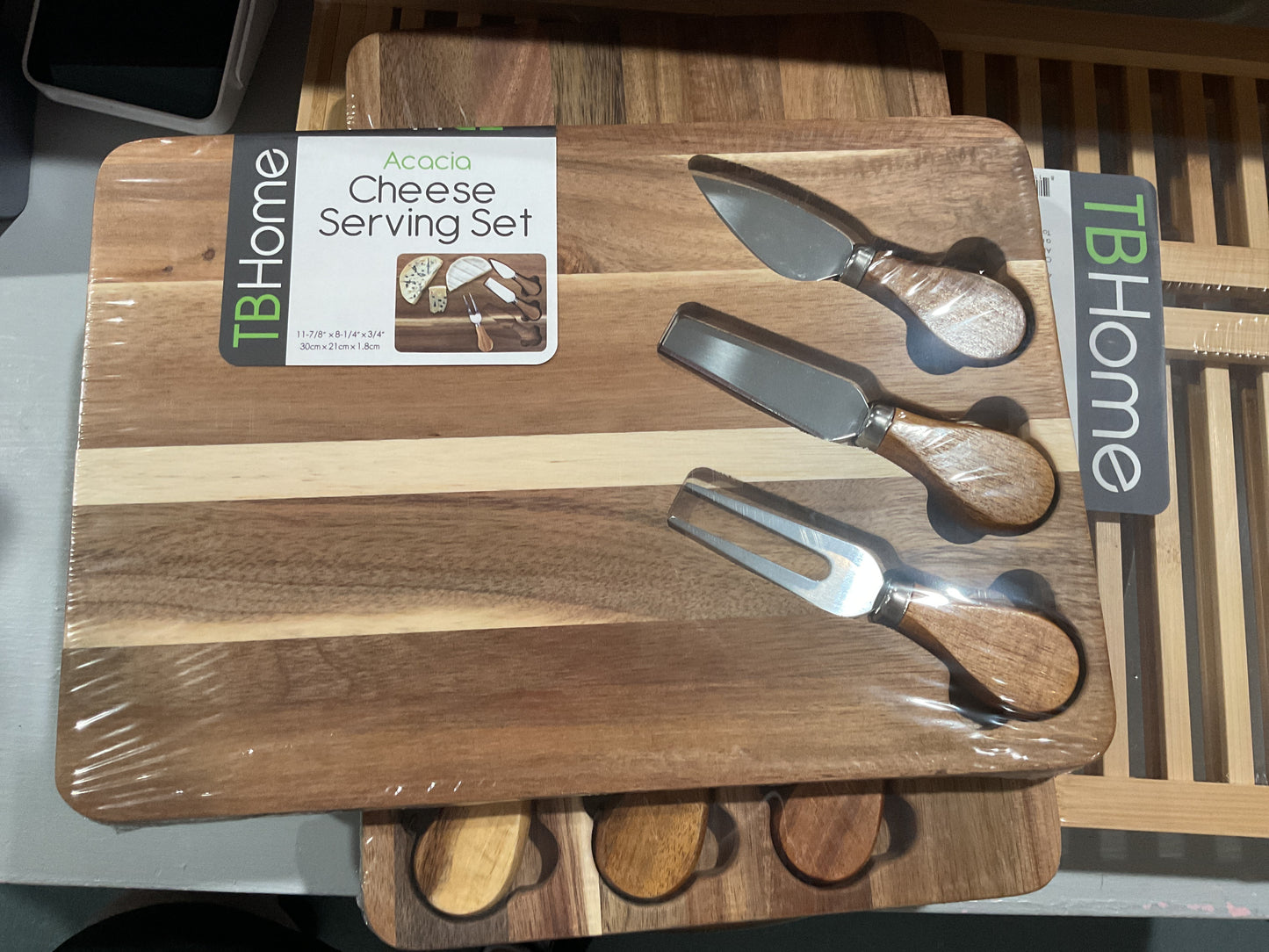 Acacia cheese serving set